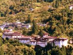 Dzong_in_Trongsa2.jpg