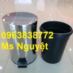 thung-rac-inox-dap-chan..jpg